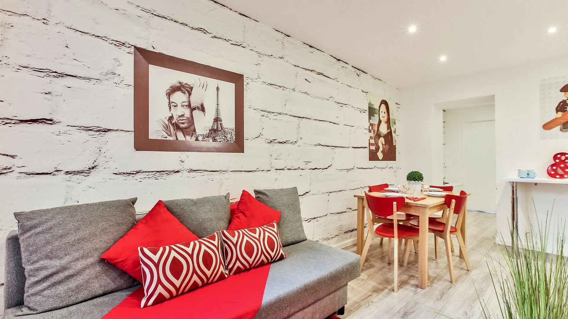 04 - Flat Montorgueil 3 *